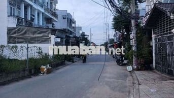 Đất mặt tiền thạnh lộc 31 ngay ngã tư ga