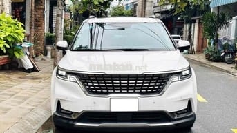 Kia Carnival 2023 Signature 2.2D - 50000 km