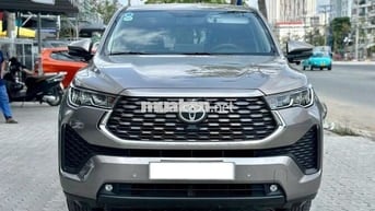 Toyota innova Cross 2.0 CVT 2025 - 18,000 Km.