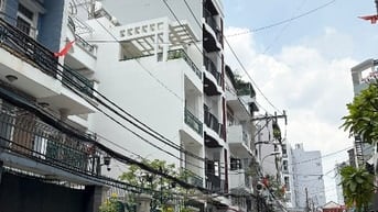 Tiện xây cao tầng - Kế Metro số 4 - 6 x 21m - Hẻm xe tải thông 