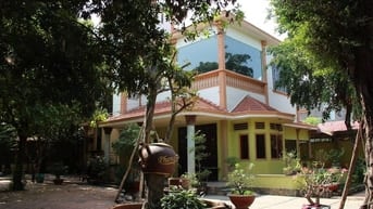 Bán Gấp Biệt Thự sân vườn:Thống Nhất, P11,Gò Vấp_DT đất: 1.244m2