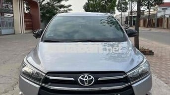 nhà bán lại Innova 2018 2.0E - 76000 km