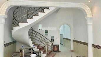 Bán nhà HXH Phú Thọ Hoà - Nguyễn sơn 4,7x11,65m nhà đẹp vào ở ngay