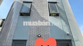 NƠ TRANG LONG 30m - SÁT Bv GIA ĐÌNH - LÔ GỐC - 4 TẦNG ĐÚC BTCT