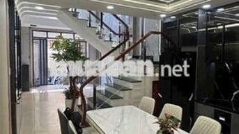 Nhà 5 tầng hẻm xe tải quay đầu. Chỉ hơn 6ty