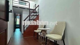 HIẾM - NHANH TAY MỚI CÒN - NHÀ ĐẸP -  TRUNG TÂM, GẦN TRƯỜNG, GẦN CHỢ,