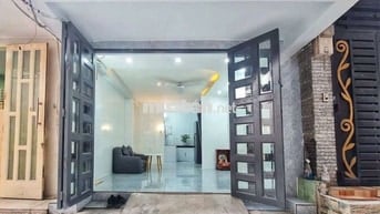 NHÀ Q10 3/2 SÁT MẶT TIỀN_CÓ NỘI THẤT_
