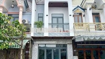 Nhà trung tâm Tân Hiệp chỉ 570 triệu