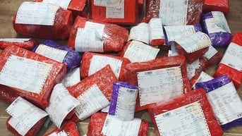 ✅ CẦN GẤP 02 NHÂN VIÊN : ĐÓNG GÓI HÀNG - BÁN HÀNG