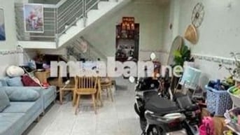 Hot, Bán gấp nhà riêng Phú Thọ Hòa, Tân Phú, 40m2, 2T,hẻm xe hơi thông