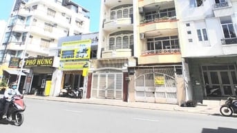 Bán nhà mặt tiền 4x17m, trệt 3 lầu 17,5 tỷ