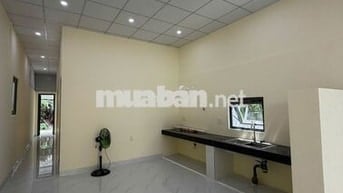 CHO THUÊ NHÀ NGUYÊN CĂN DT 100M2