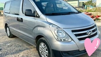 Hyundai Starex tải van
