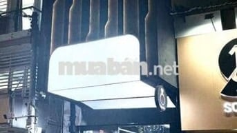 NHÀ CHO THUÊ TRỐNG SUỐT MẶT TIỀN QUẬN 3