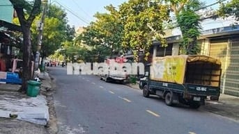 chính chủ cần bán đất. Mặt tiền gần bên xe