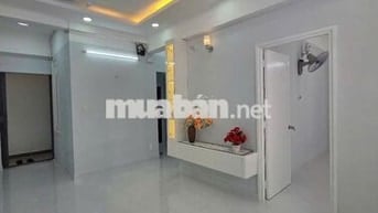 Cần bán căn hộ Phú Thọ, Quận 11, căn góc 2PN, nhà làm lại mới đẹp