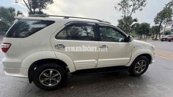 Toyota Fortuner trd 2 cầu 2011 2.7V - 43000 km