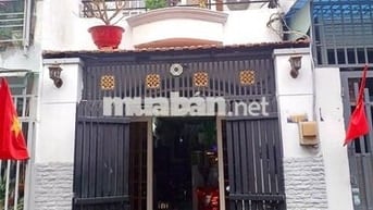 Nhà Bà Hom - Quận 6 - Chợ Phú Lâm - Hẻm 6M - 35M2 - Chỉ 3.8 Tỉ