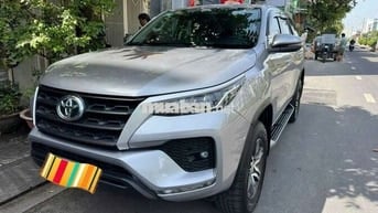 Toyota fortuner 2.4G