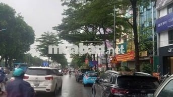 Bấn đất ngã tư Đường láng -Cầu Giấy 104 m2 mặt tiền 7 m KD