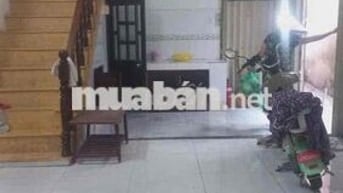 thuê Mt Phạm Văn Chí Q6, 4x8, 1trệt2lầu, sạch sẽ có nội thất, cọc 1