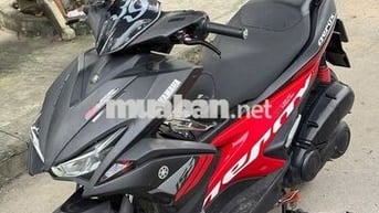 Yamaha NVX 2018 Đen đỏ
