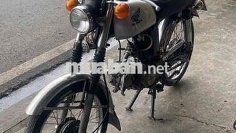 Honda 66 màu Bạc