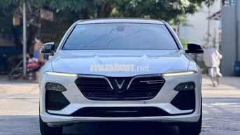 VinFast Lux A2.0 Turbo 2022 Trắng