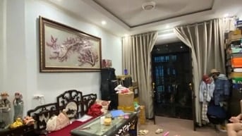 Bán nhà đẹp trung phố Bồ Đề 30,5m²x 4 tầng . Giá 7,75 tỷ.