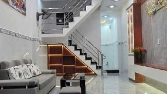 Nhà ĐẸP 03 Tầng SHR Ngay Cầu Nguyễn Khoái, 4x14m