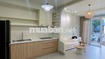 NHÀ TRUNG TÂM PHỐ HẺM TRẦN HƯNG ĐẠO ĐƯỜNG 2 Ô TÔ