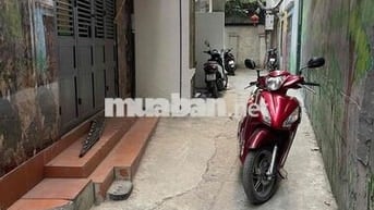 Bán nhà tam khương, ngõ 3 gác, gần phố, ô tô, sổ vuông, hơn 5 tỷ