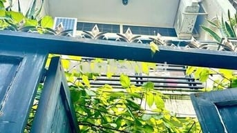 Nhà 3PN ở và làm v.ip trung tâm Q10 ngay ĐH KINH TẾ Y DƯỢC BÁCH KHOA