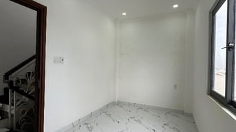 Nhà 5 Tầng ngay Tỉnh Lộ 10, ngang 7m, 5PN, Đường 7m, Giá 5,7 Tỷ.