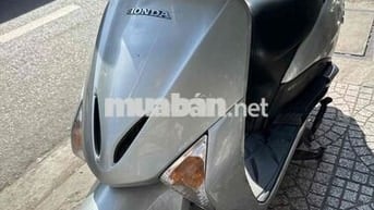 Lead Fi 2010, máy siêu ngon, dán full keo.cavet dd