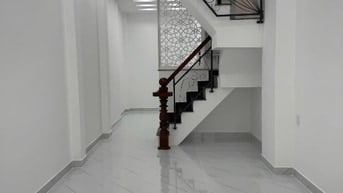 Nhà Mới Xây 100%  Hẻm Ba Gác cách Hẻm Xe Tải 10m chỉ vài bước chân 