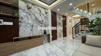 VÕ TRƯỜNG TOẢN SÁT BÊN HỒNG BÀNG TÂN THÀNH QUẬN 5 - NHÀ ĐẸP Ở NGAY .