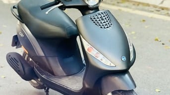 PIAGGIO ZIP 100cc MÀU GHI XÁM ĐỜI CAO 2023