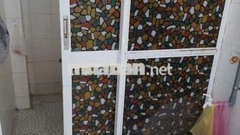 Phòng gác xép lửng nhỏ, giờ giấc tự do, tolet riêng Tân Khai p4 T Bình