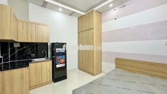 Phòng 120/ Thích Quảng Đức Phú Nhuận 30m2 FNT. Giá 4,5 triệu/ tháng