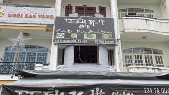 Bán 2 căn nhà MT Tạ Quang Bửu P4Q8. 8x20m 3 lầu