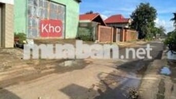 Bán đất tặng ngay kho có sẵn chỉ hơn 4 tỷ