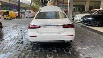 Mercedes-Benz E180 2022 Facelift Trắng