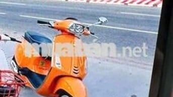 Piaggio Vespa 2020 mau Cam 8000 km