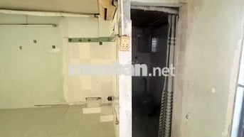 Cho nữ thuê phòng gần đường Phan Xích Long