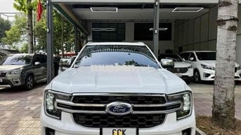 Ford Everest 2024 Titanium 2.0 AT 4x2 - 41000 km