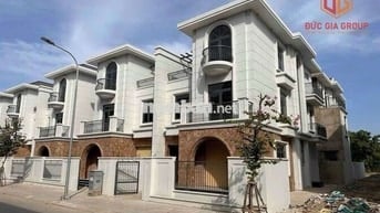 Bán nhà góc thoát hiểm biệt thự song lập 1 trệt 2 lầu KDC Bửu Long 3