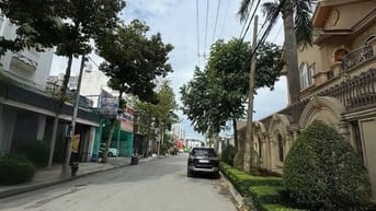 Cần bán đất mặt tiền hẻm 12m thông xe ô tô