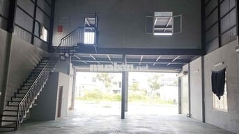 Mặt bằng kinh doanh , kho , dtsd : 400m2 ,khu nam hòa xuân
