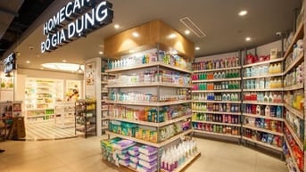 Nhân ngay nam nữ phu kho đóng gói